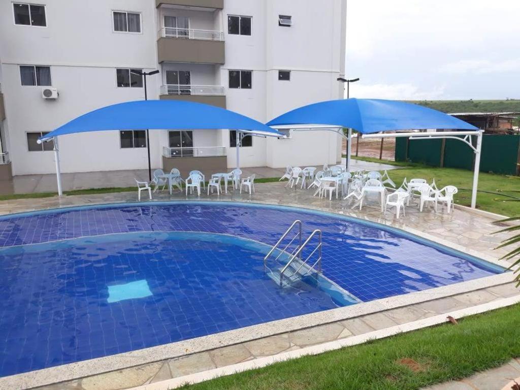 Em - Lagoa Quente Flat Service * Caldas Novas